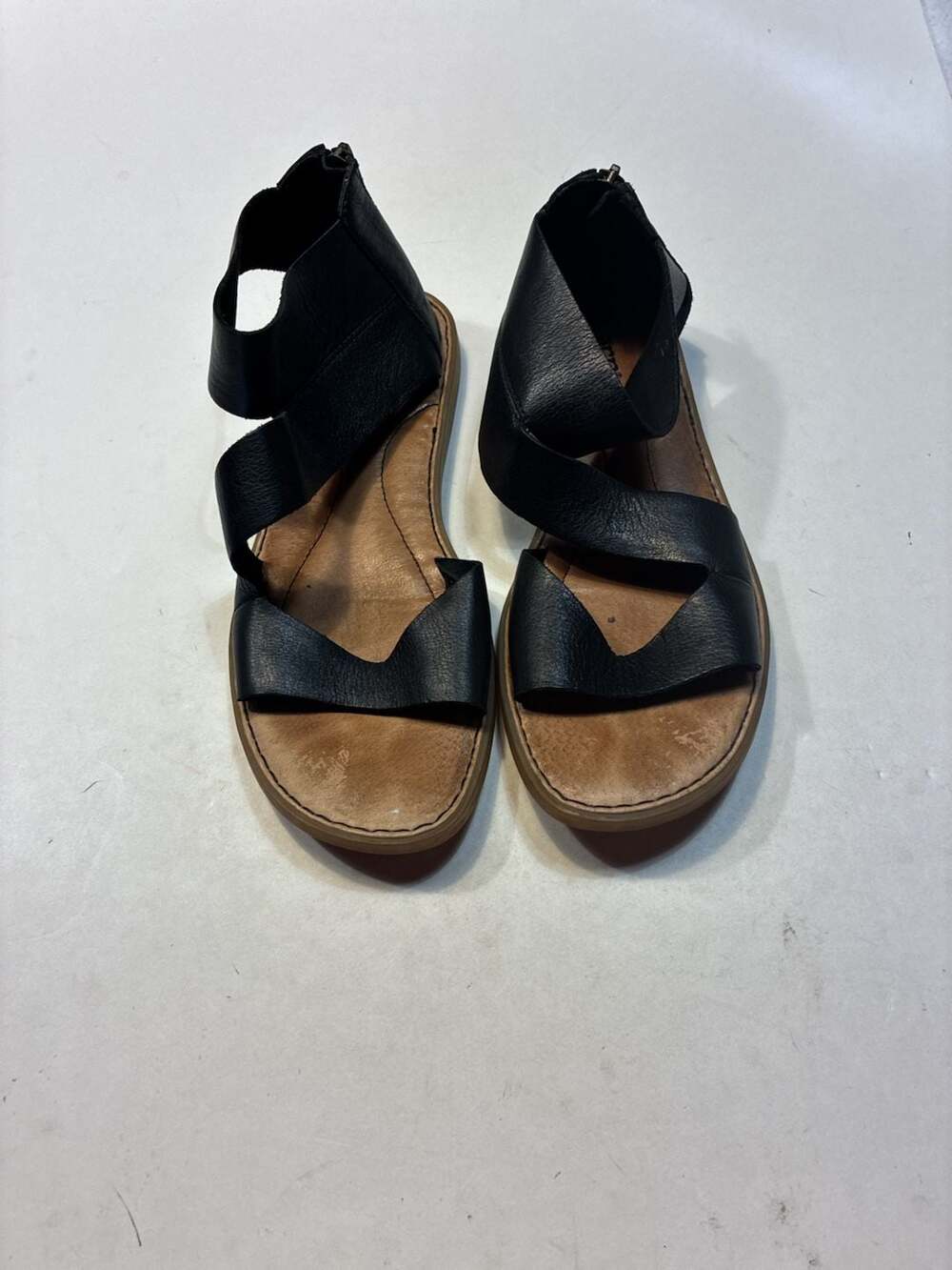 Born Irie Black Leather Strappy Ankle Strap Flat Sandals with Back Zipper